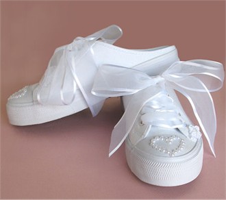 sneakers for brides